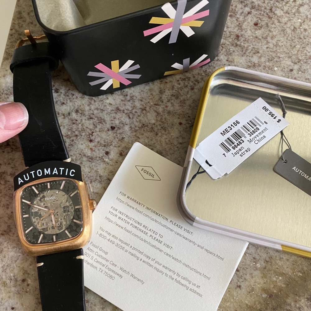 Automatic skeleton face watch